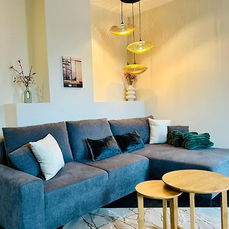 Apartment Deluxe Im Gruenen Mit Balkon Und Fruehstueck Im Reindahls *