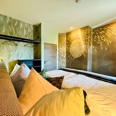 Deluxe Im Gruenen Mit Balkon Und Fruehstueck Im Reindahls Wilkendorf