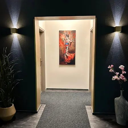 Apartment Deluxe Im Gruenen Mit Balkon Und Fruehstueck Im Reindahls